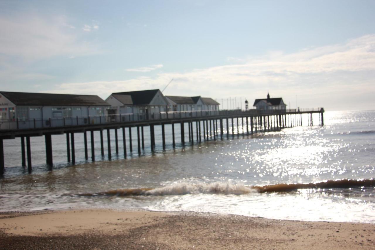 Villa Seaside Luxury House On The Suffolk Coast Saxmundham Exterior foto